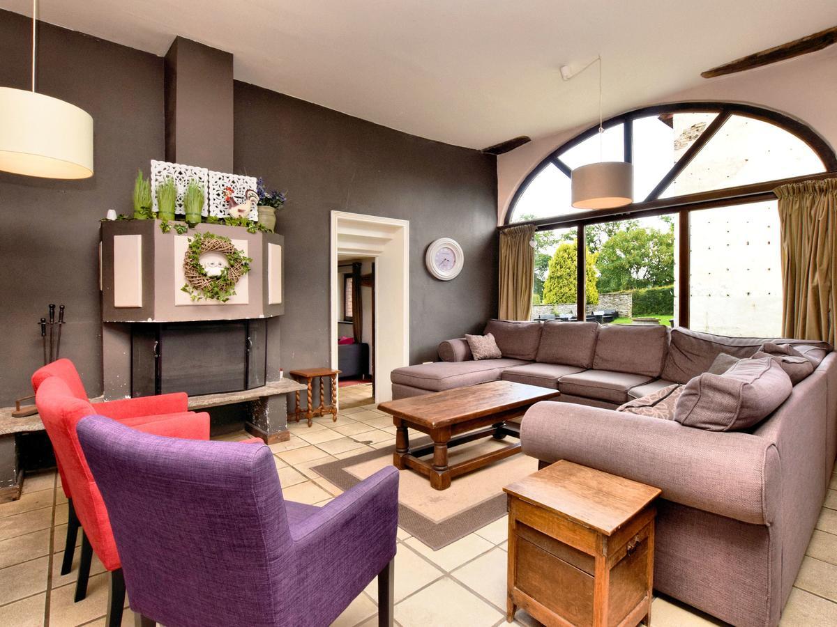 Spacious Holiday Home In Lierneux With Garden Εξωτερικό φωτογραφία