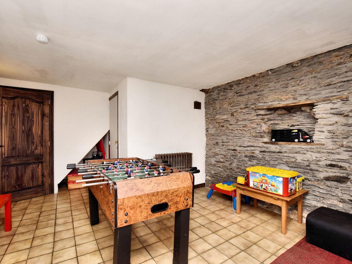 Spacious Holiday Home In Lierneux With Garden Εξωτερικό φωτογραφία